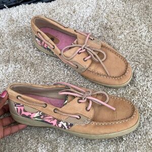 Aloha Island Shoes SIZE 8.5